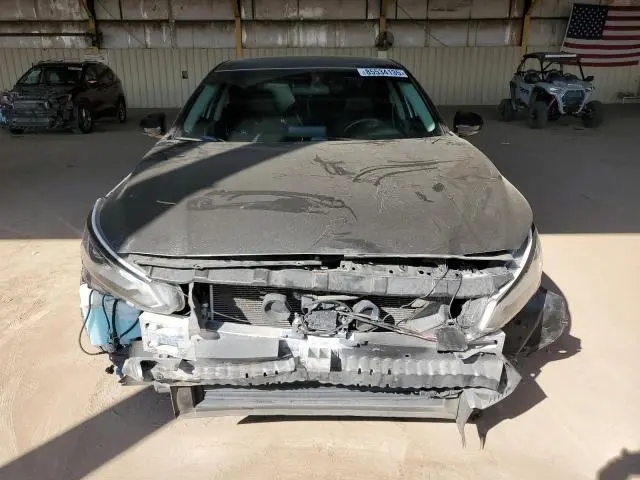 2019 NISSAN ALTIMA SR  