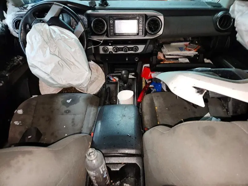 2016 TOYOTA TACOMA SR5 V6  