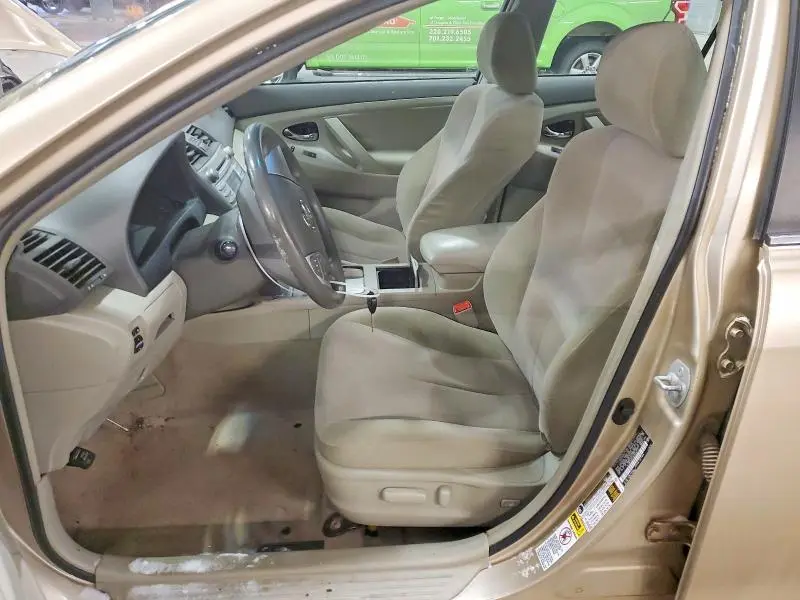 2010 TOYOTA CAMRY BASE  