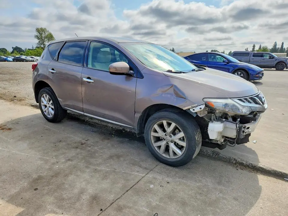 2013 NISSAN MURANO S  