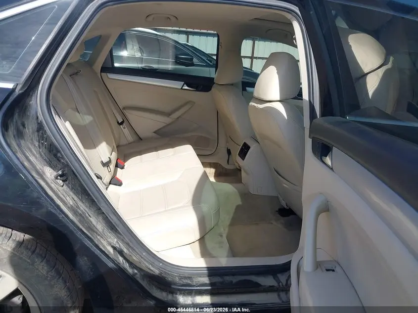 2013 VOLKSWAGEN PASSAT 2.5L SE