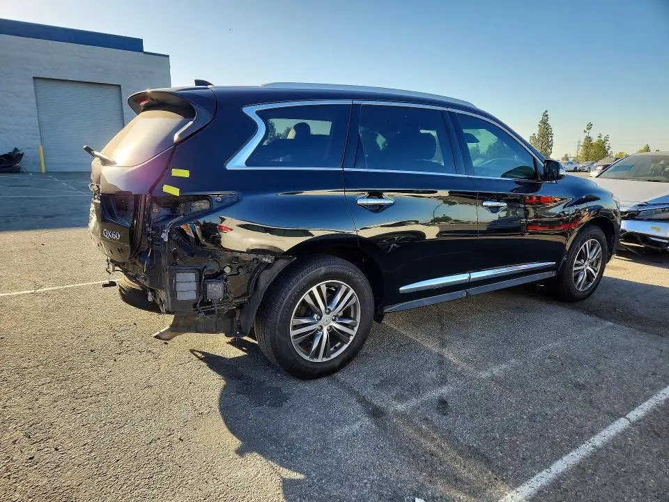 2020 INFINITI QX60 LUXE  