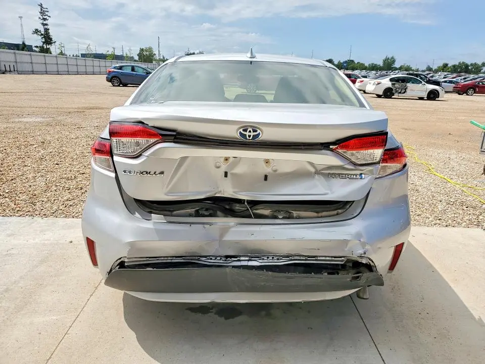 2022 TOYOTA COROLLA LE  