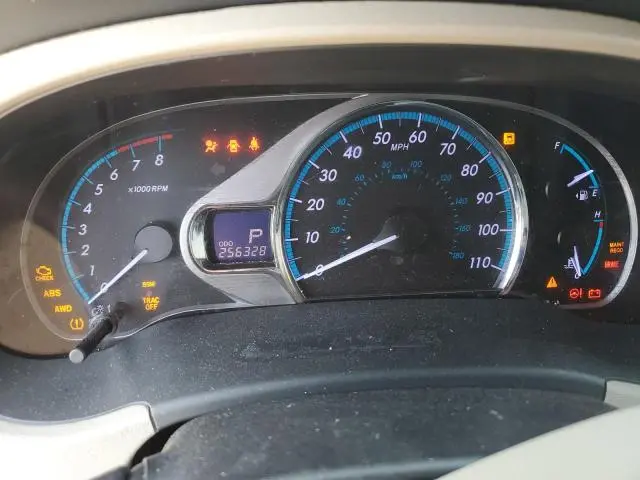 2013 TOYOTA SIENNA XLE  