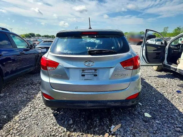 2010 HYUNDAI TUCSON GLS  