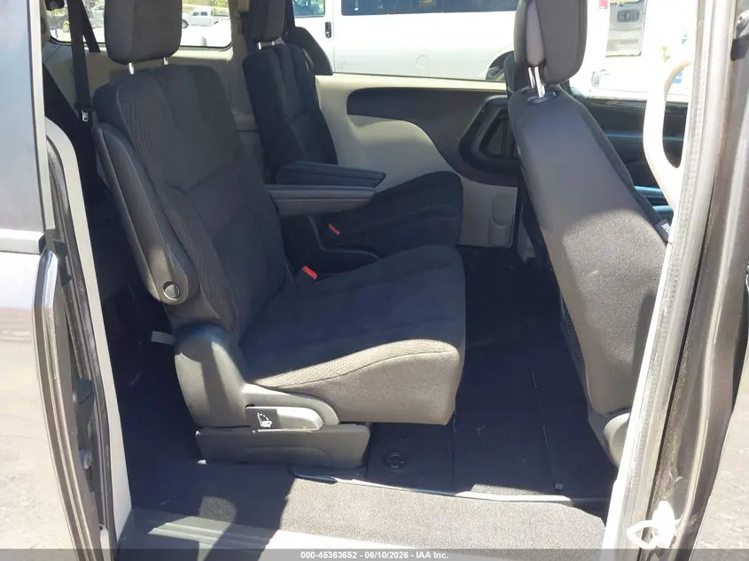 2018 DODGE GRAND CARAVAN SE