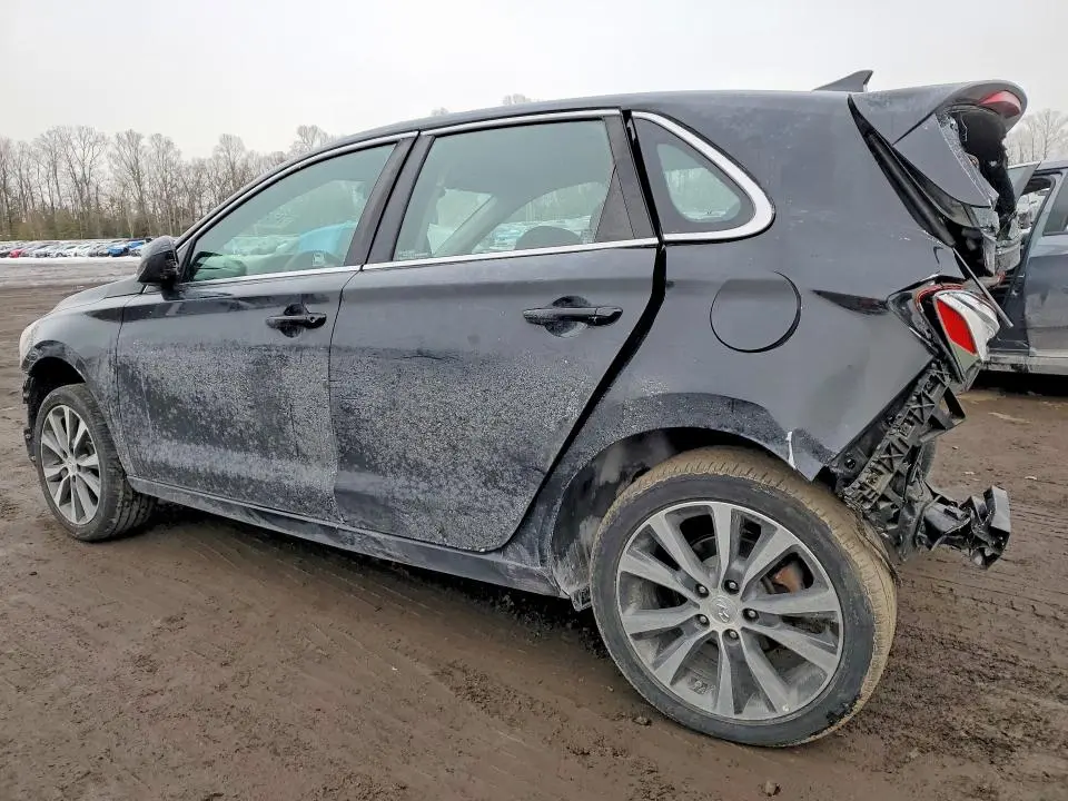 2019 HYUNDAI ELANTRA GT   