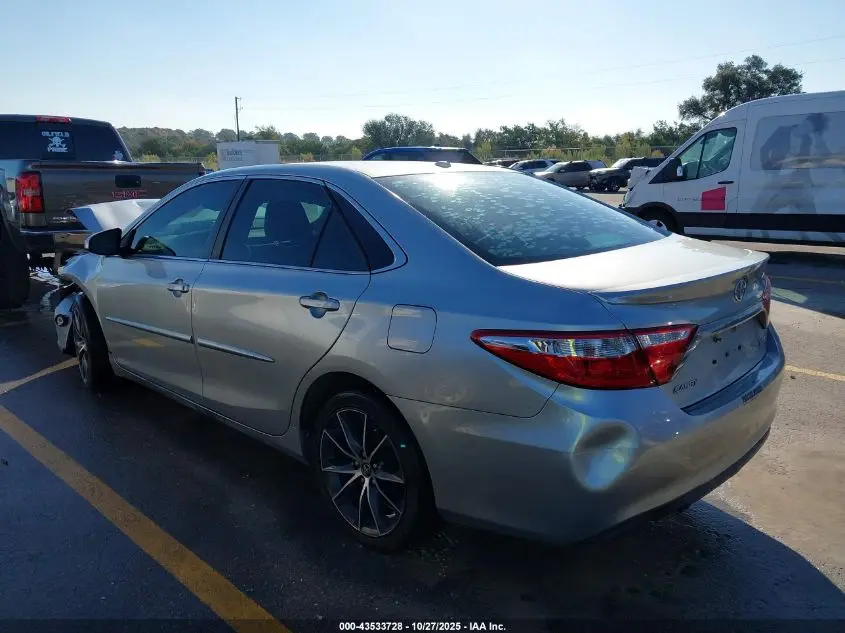 2015 TOYOTA CAMRY XSE