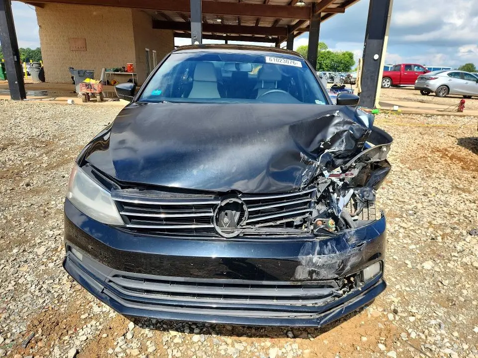2016 VOLKSWAGEN JETTA SPORT  