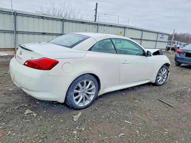 2012 INFINITI G37   