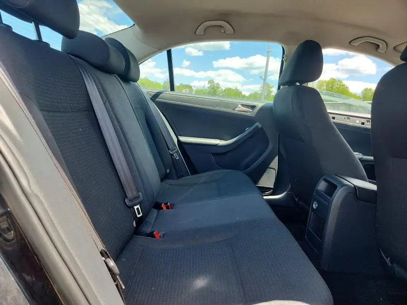 2015 VOLKSWAGEN JETTA BASE  