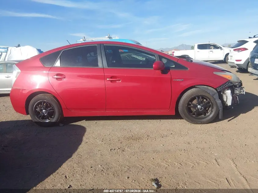 2014 TOYOTA PRIUS THREE