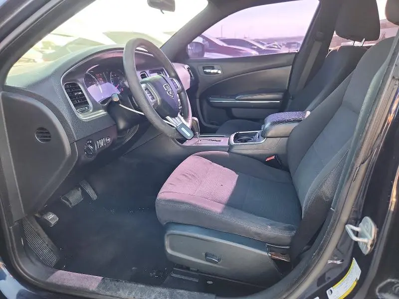2012 DODGE CHARGER SE  