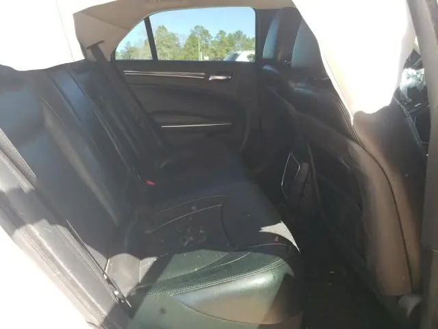 2016 CHRYSLER 300 LIMITED