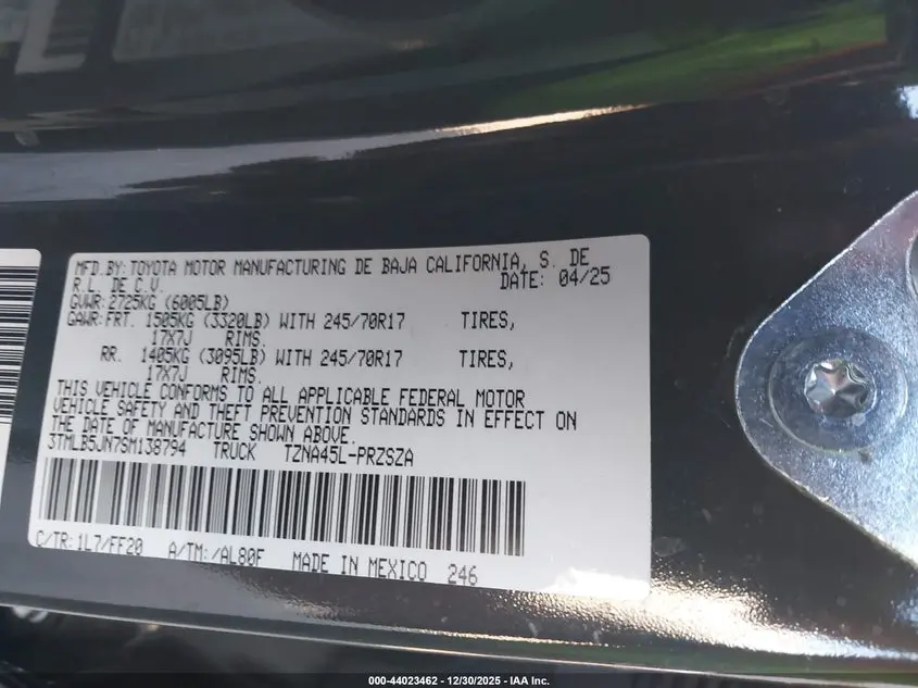 2025 TOYOTA TACOMA SR5