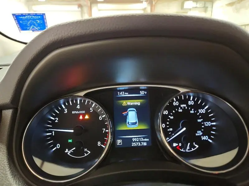 2015 NISSAN ROGUE SL  