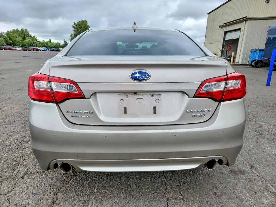 2017 SUBARU LEGACY 3.6R LIMITED  