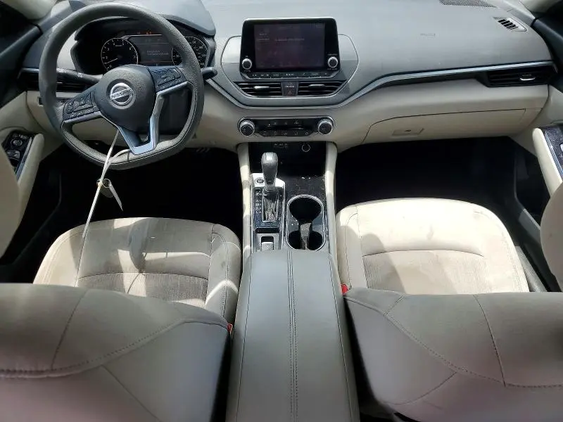 2021 NISSAN ALTIMA SV  