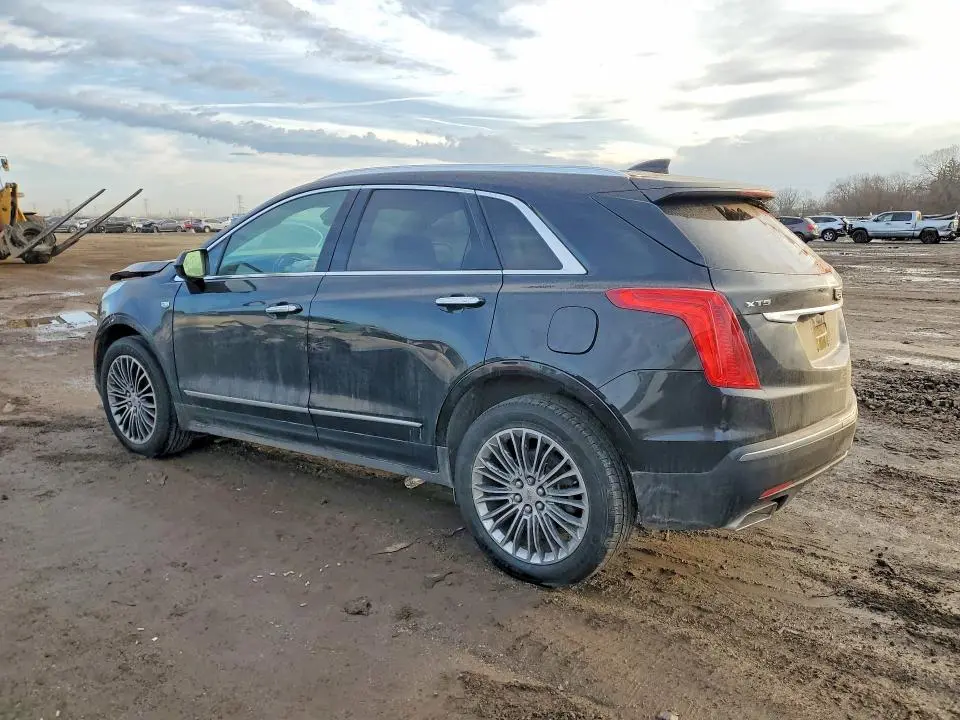 2017 CADILLAC XT5 LUXURY  