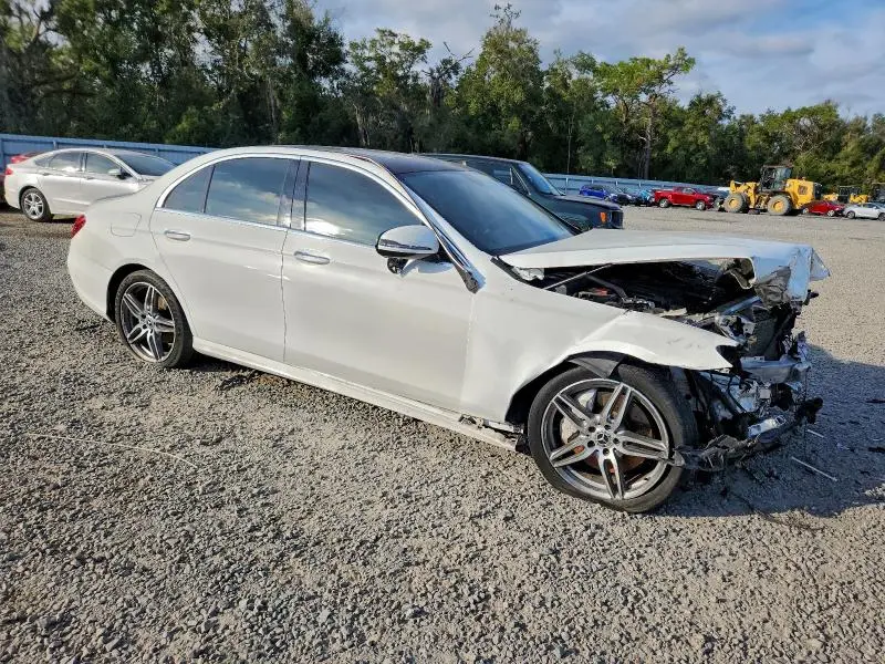 2017 MERCEDES-BENZ E 300  