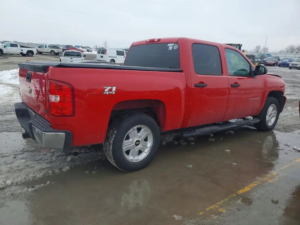 2011 CHEVROLET SILVERADO K1500 LT  