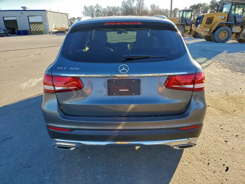 2019 MERCEDES-BENZ GLC 300  
