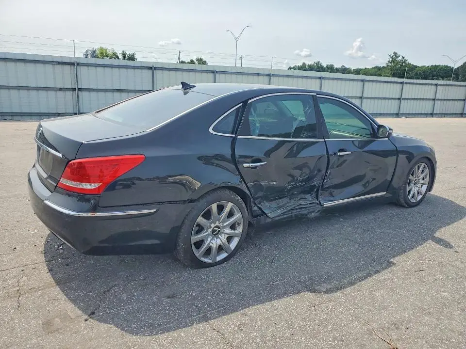 2012 HYUNDAI EQUUS SIGNATURE  