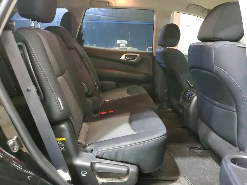 2018 NISSAN PATHFINDER S  