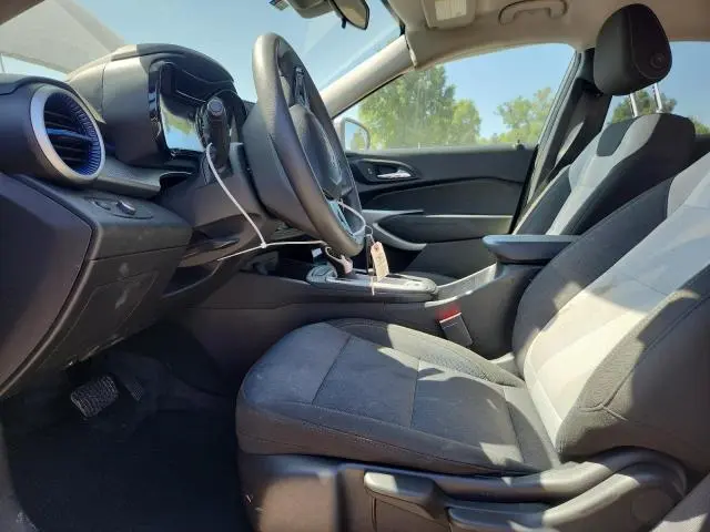 2025 CHEVROLET TRAX LS  