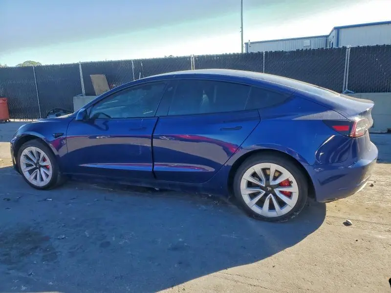 2021 TESLA MODEL 3   