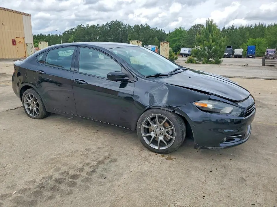 2015 DODGE DART SXT  