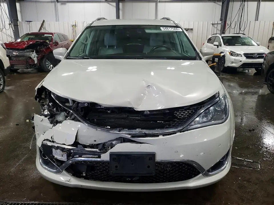 2017 CHRYSLER PACIFICA TOURING L PLUS  
