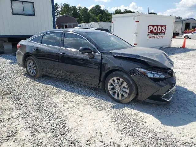 2021 TOYOTA AVALON XLE  