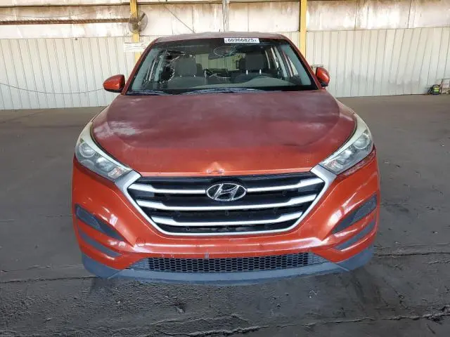 2017 HYUNDAI TUCSON SE  
