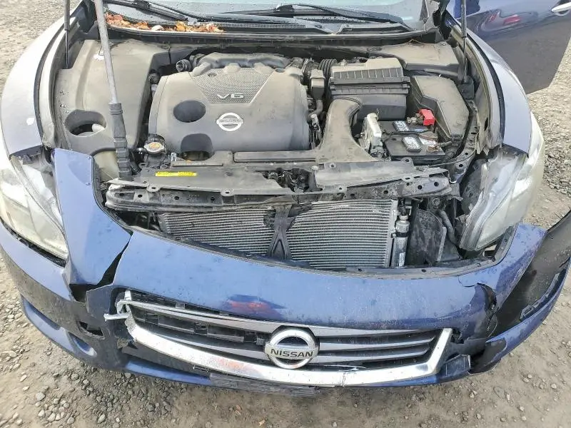 2012 NISSAN MAXIMA S  