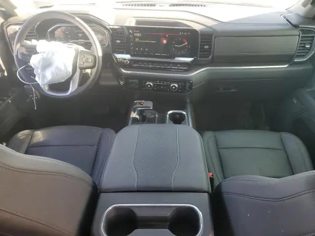 2024 GMC SIERRA K1500 SLT  