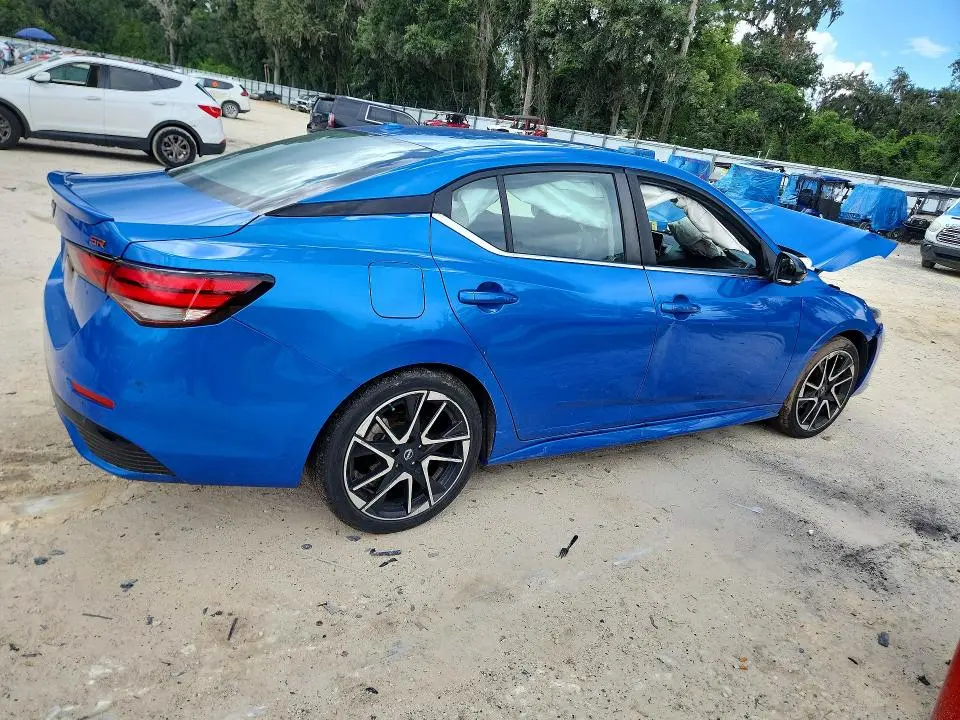 2024 NISSAN SENTRA SR  