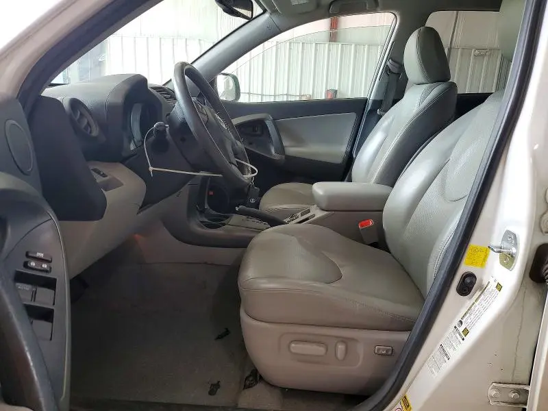 2011 TOYOTA RAV4 LIMITED  