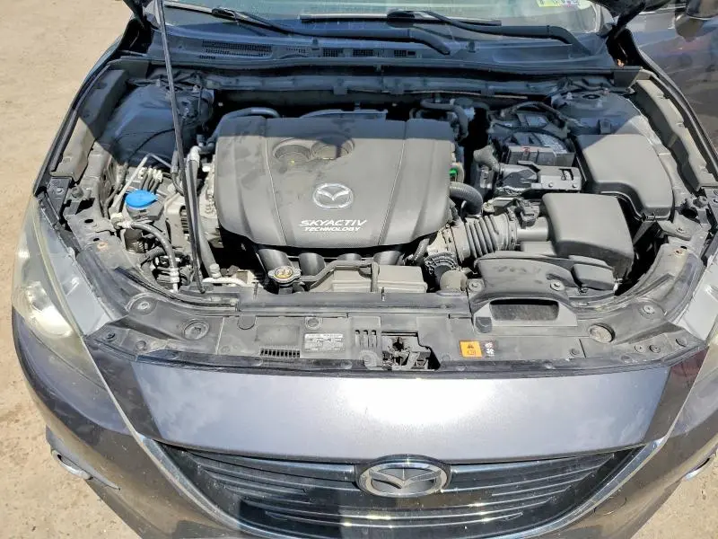 2015 MAZDA 3 TOURING  