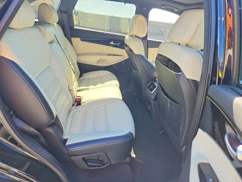 2016 KIA SORENTO SX LIMITED V6  