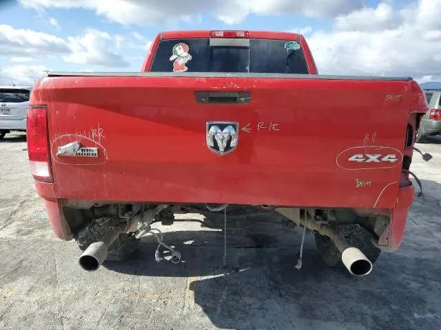 2016 RAM 1500 SLT  
