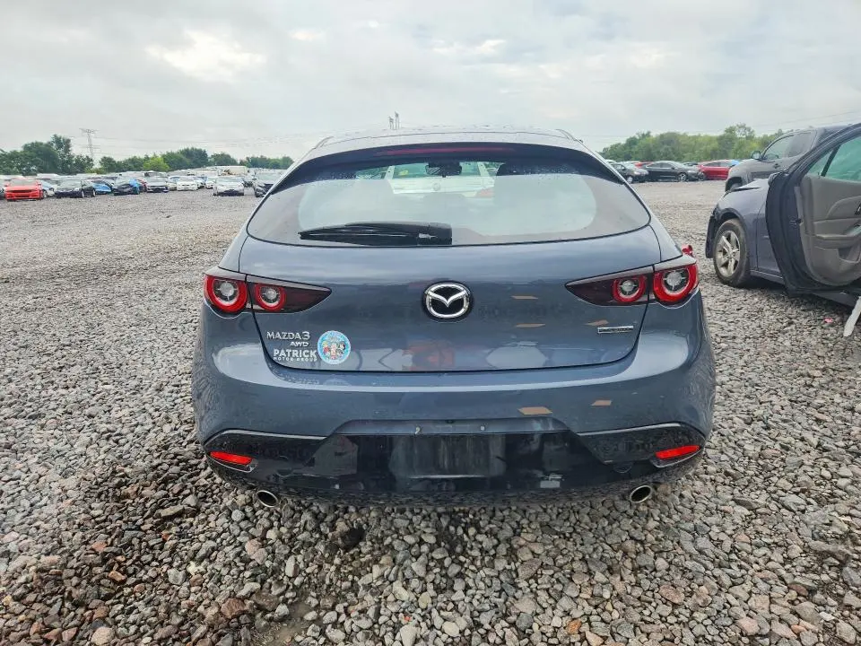 2024 MAZDA 3 PREFERRED  
