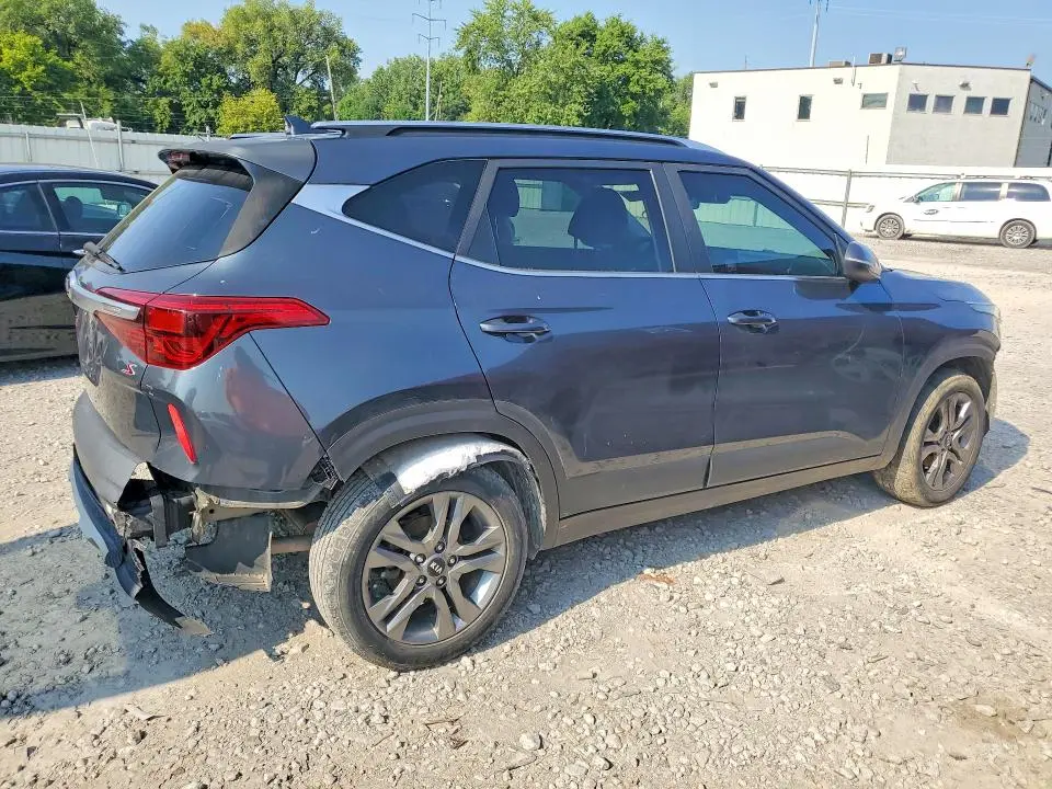 2021 KIA SELTOS S  