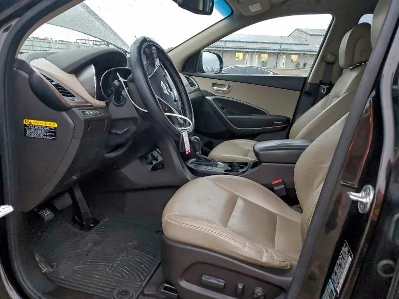 2017 HYUNDAI SANTA FE SE  