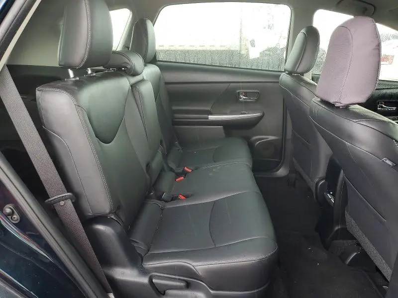 2017 TOYOTA PRIUS V TWO  