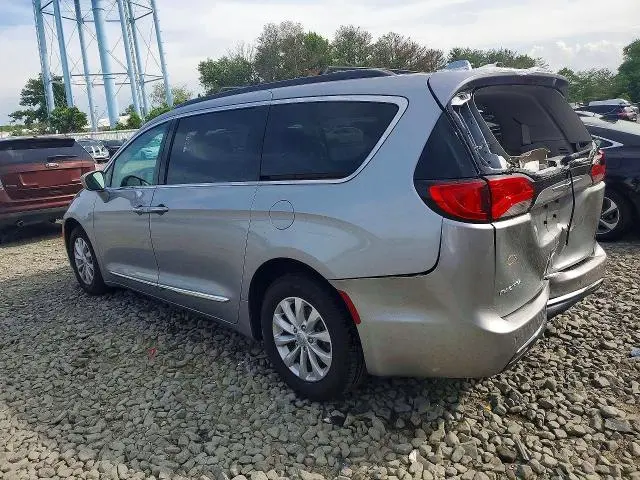 2017 CHRYSLER PACIFICA TOURING L  