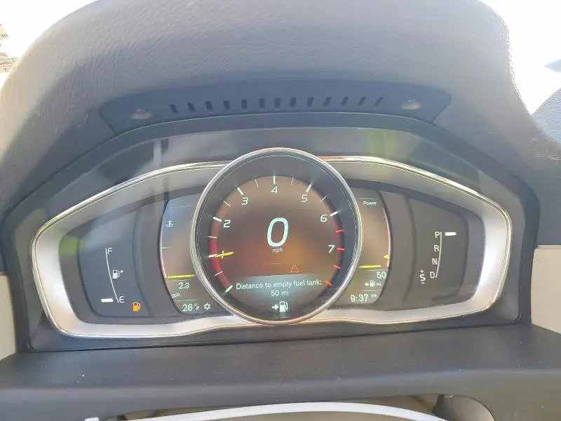 2015 VOLVO XC70 3.2 PREMIER  