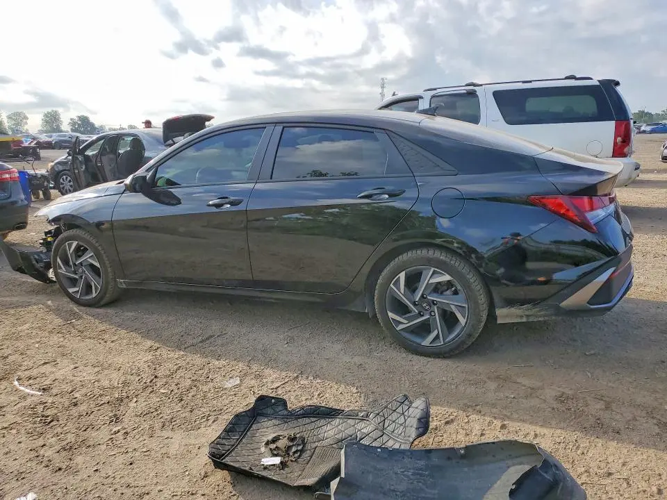 2025 HYUNDAI ELANTRA SEL SPORT  
