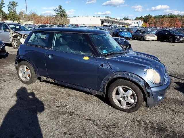 2010 MINI COOPER   