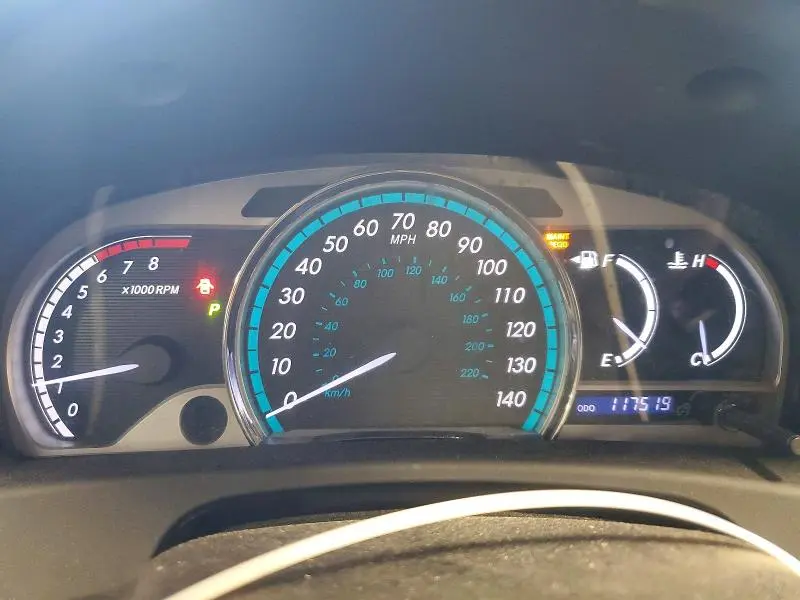 2015 TOYOTA VENZA LE  